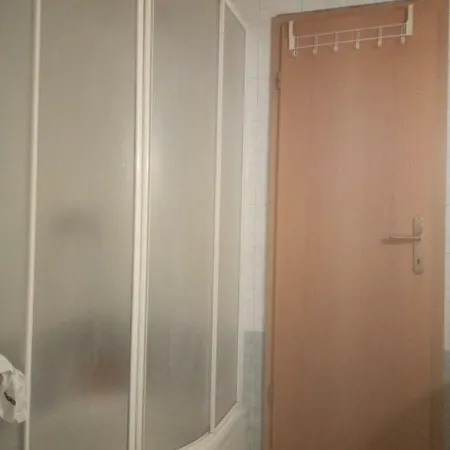 Apartstan Luka *
