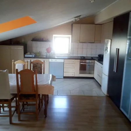 Apartment Apartstan Luka Sibenik