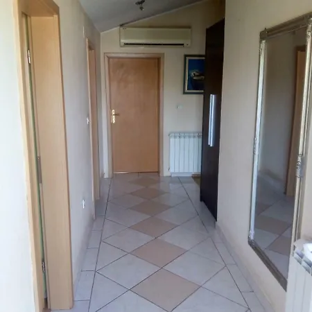 Apartment Apartstan Luka Sibenik